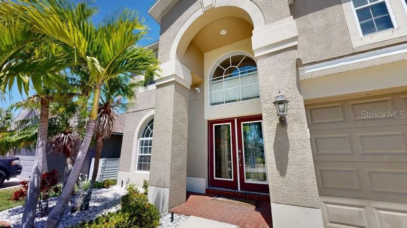 632 Tanana Fall Dr, Ruskin, FL 33570 photo