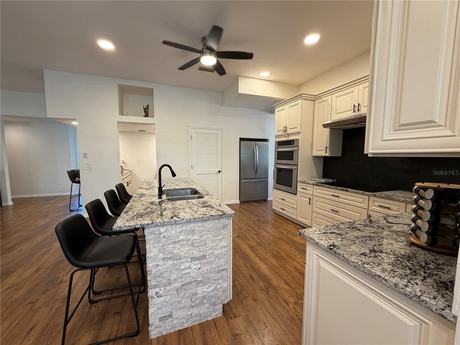 2966 Post Rock Ct, Tarpon Springs, FL 34688 photo