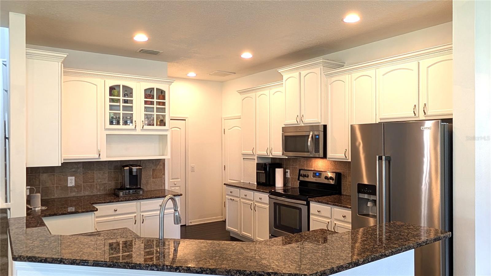 4023 Huntingdale Ct, Wesley Chapel, FL 33543 photo