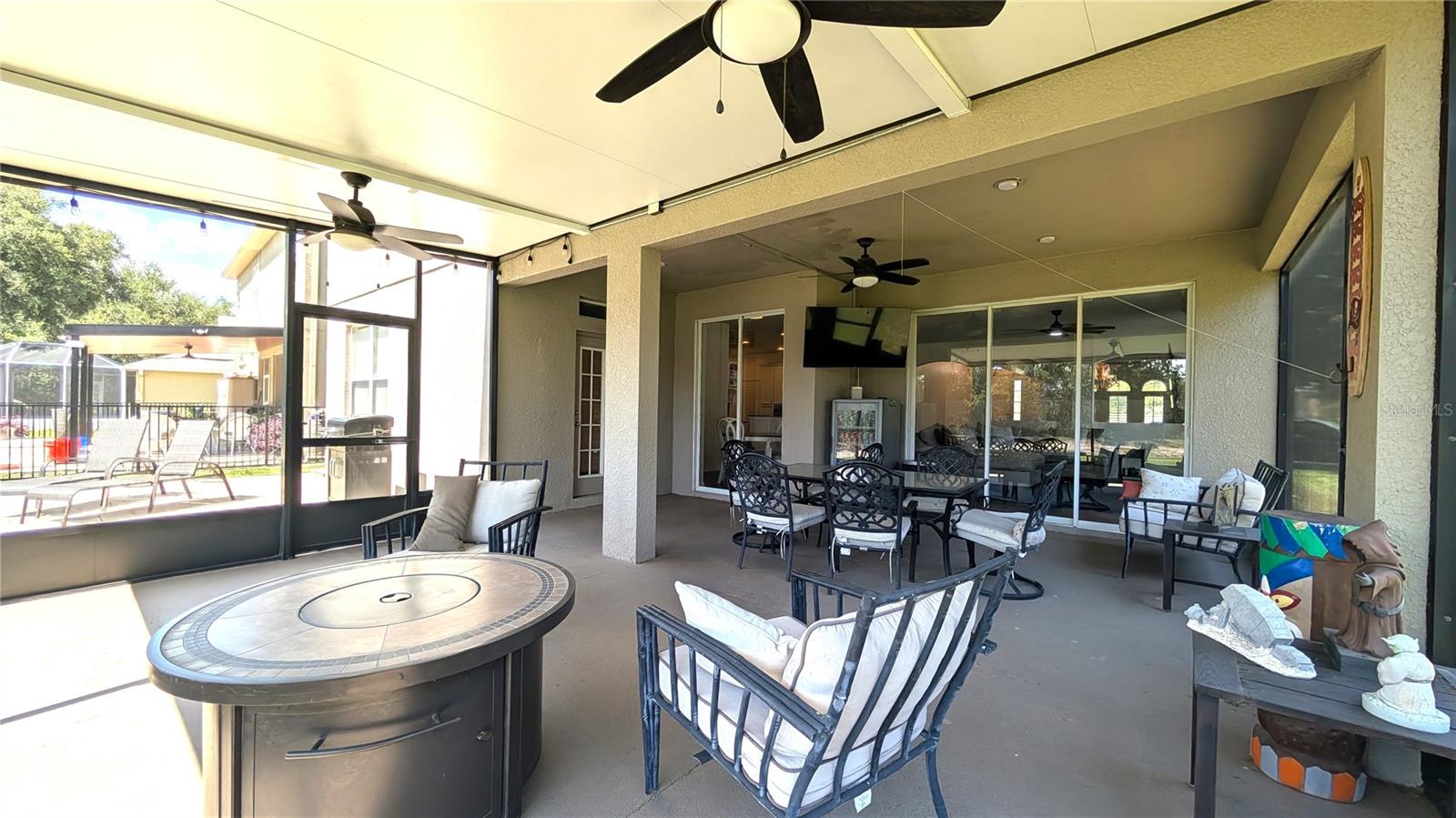 4023 Huntingdale Ct, Wesley Chapel, FL 33543 photo