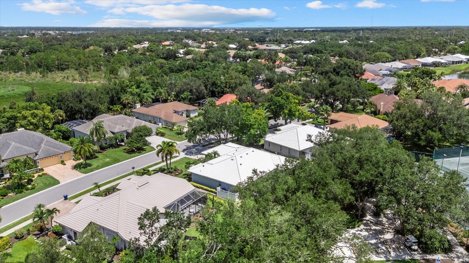 288 Venice Golf Club Dr, Venice, FL 34292 photo