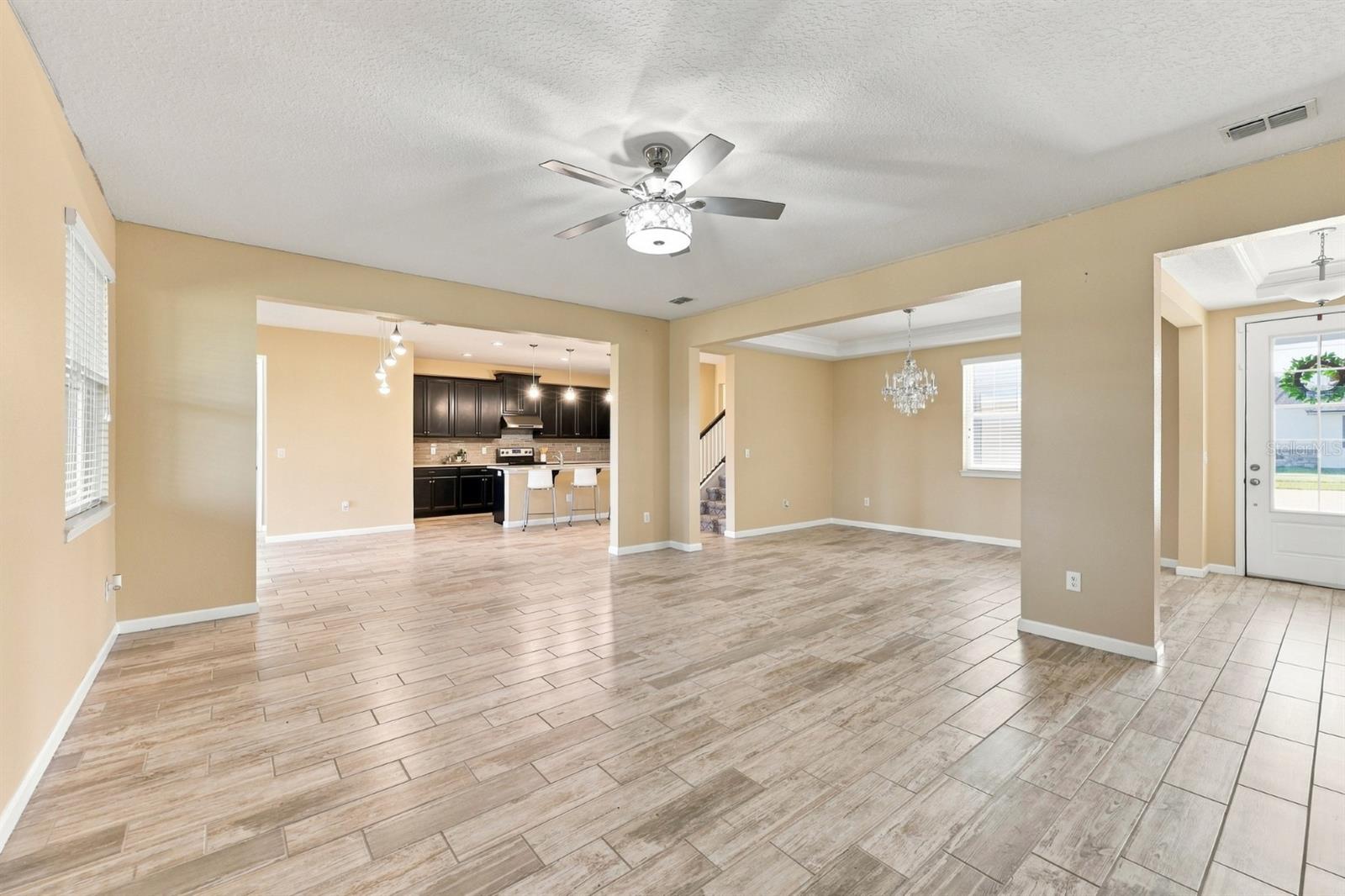 10708 Planer Picket Dr, Riverview, FL 33569 photo