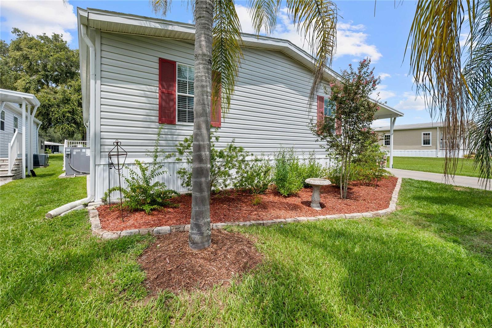 38417 Monet Dr, Zephyrhills, FL 33540 photo