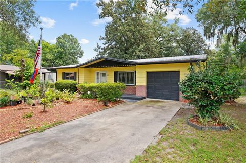 Single Family Residence in GAINESVILLE FL 2923 NE 16TH TERRACE.jpg