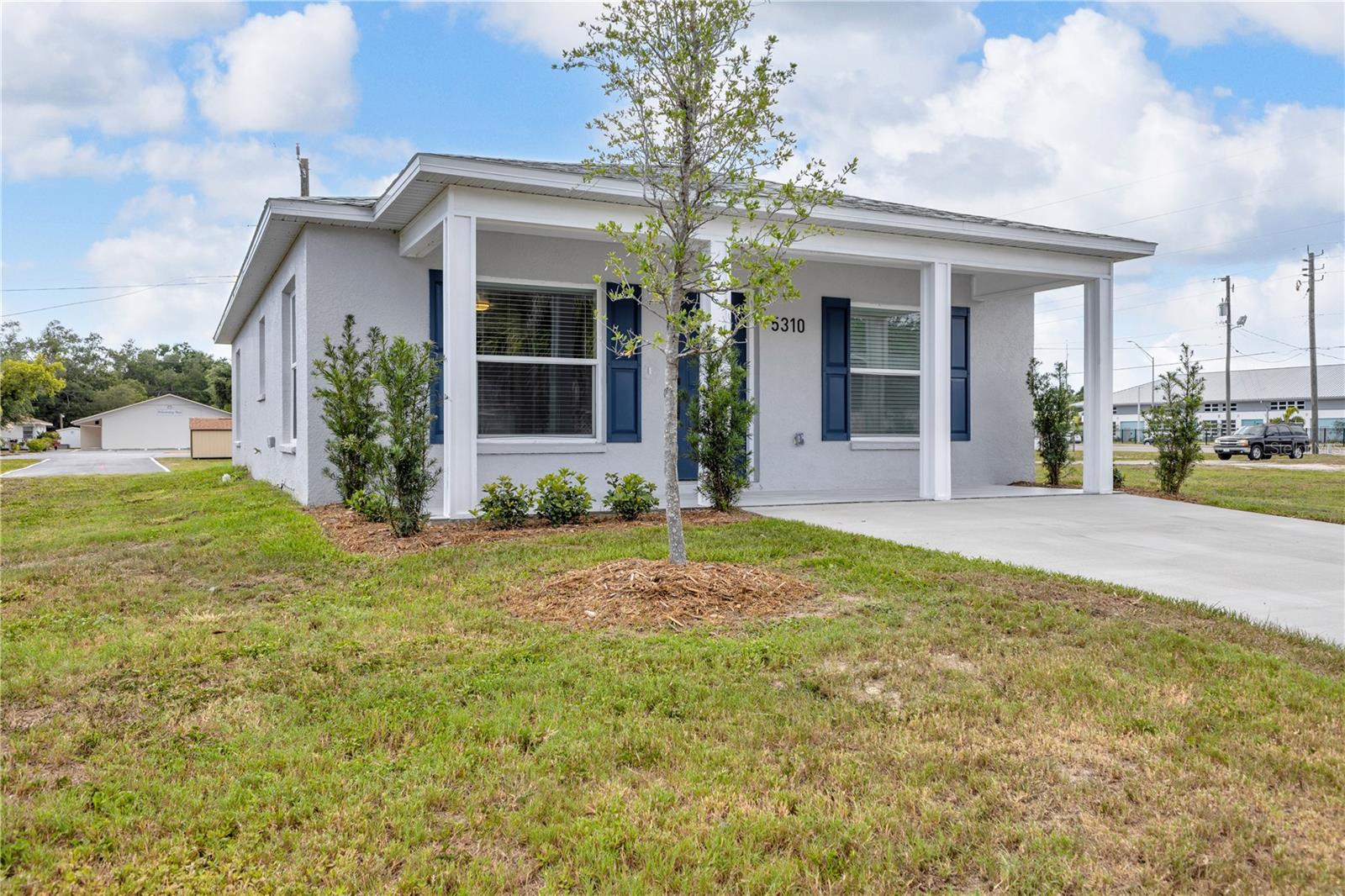 5310 22 Street Ct, Bradenton, FL 34203 photo