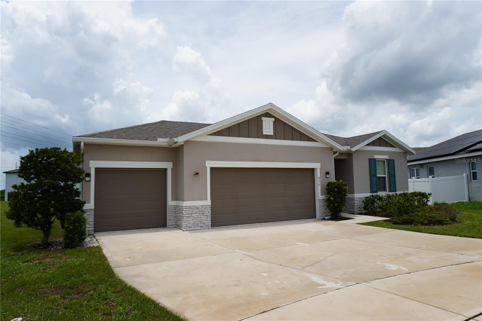 236 Hillcrest Dr, Dundee, FL 33838 photo