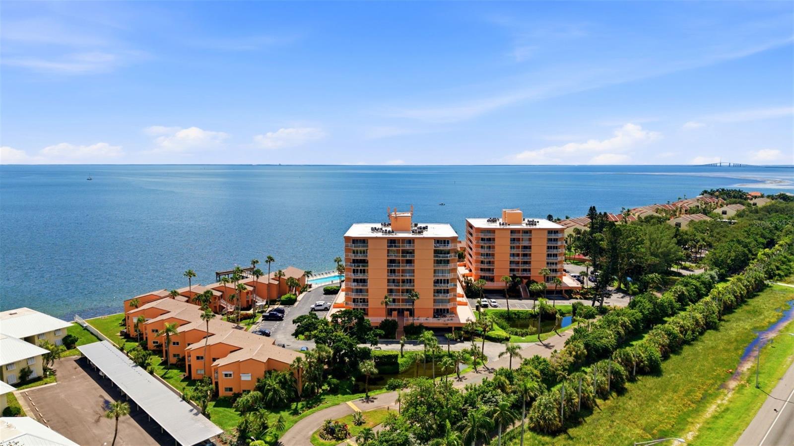 7432 Sunshine Skyway Ln #506, Saint Petersburg, FL 33711 photo