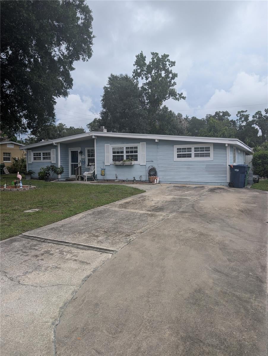 1529 River Ln, Tampa, FL 33603