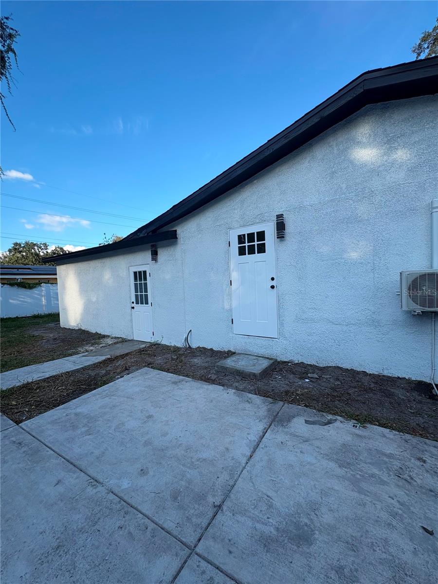 122 E 130 Ave, Tampa, FL 33612 photo