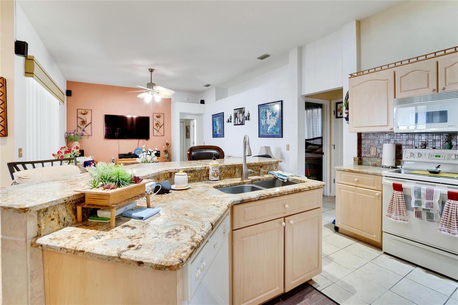 813 Innergary Pl, Valrico, FL 33594 photo