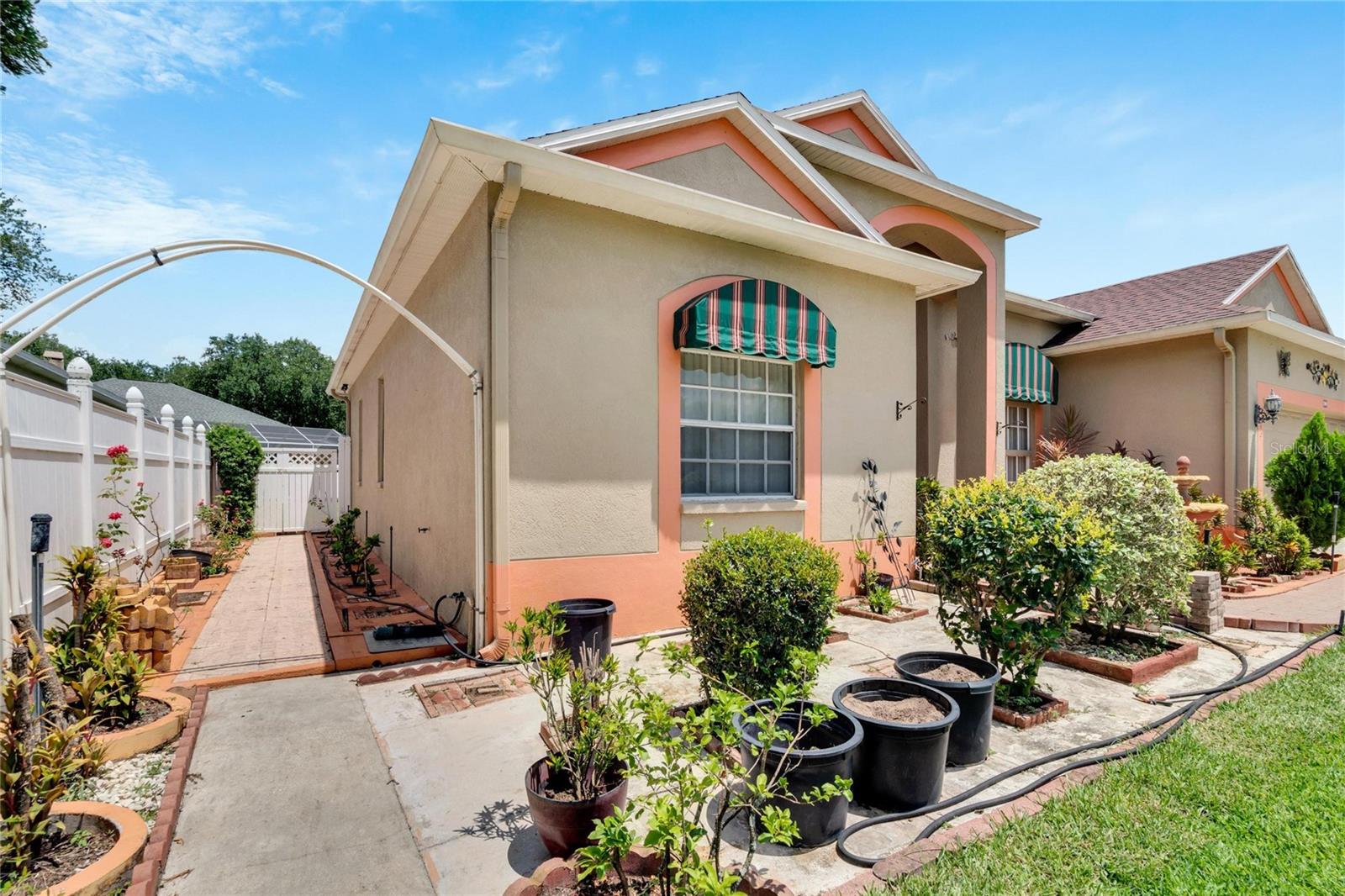 813 Innergary Pl, Valrico, FL 33594 photo