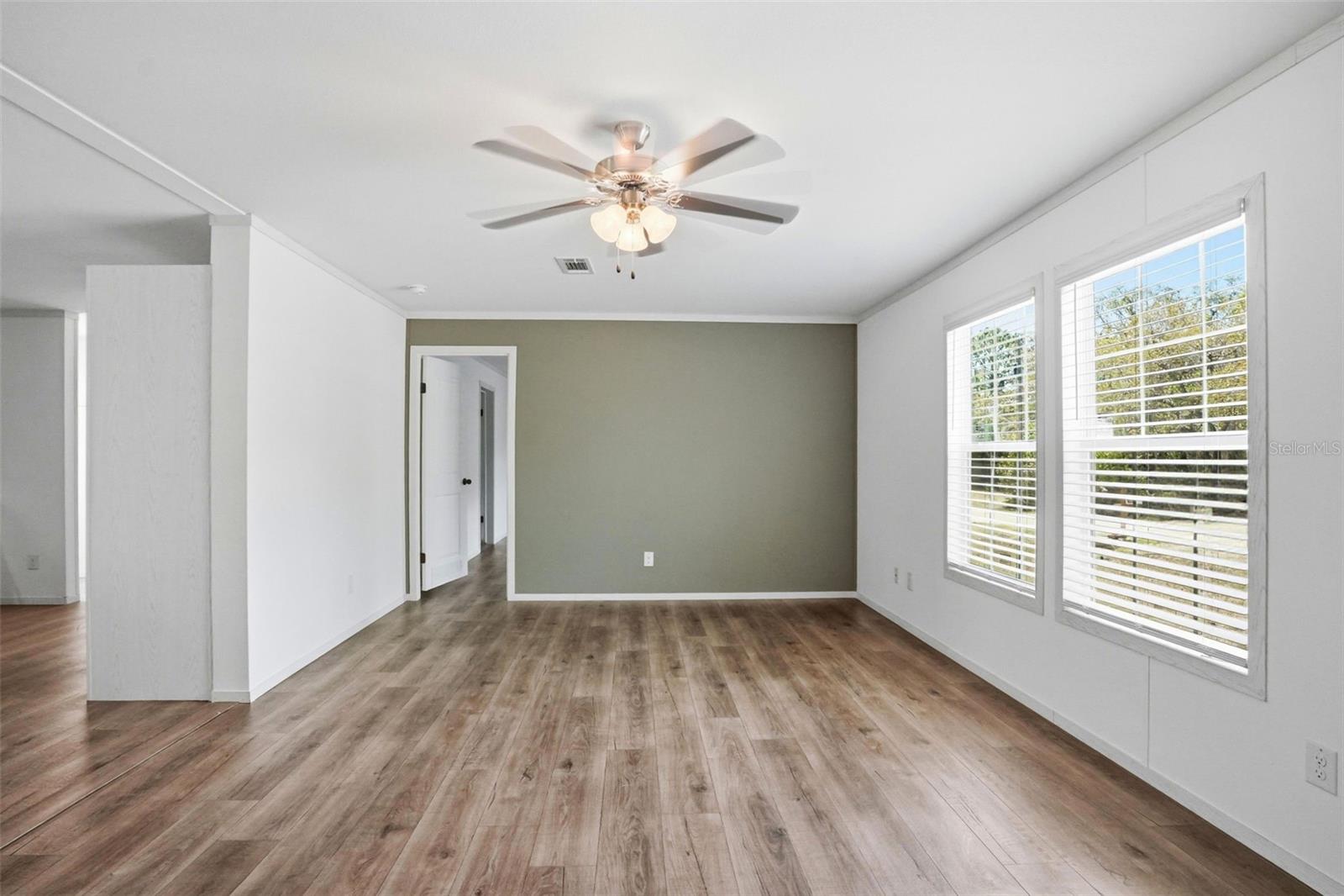 9533 Round Lake Dr, Weeki Wachee, FL 34613 photo