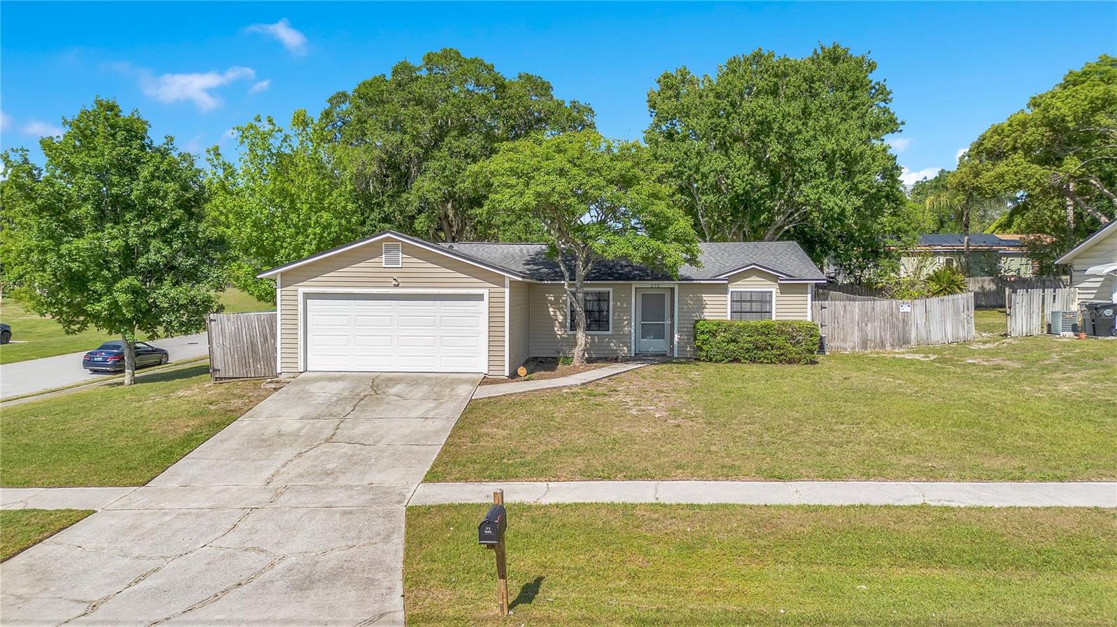 370 N Lake Ave, Apopka, FL 32703 photo
