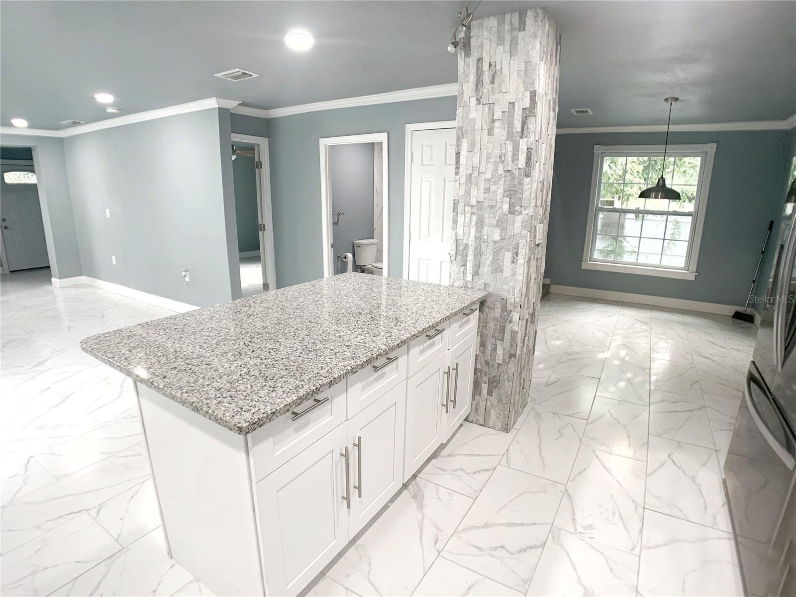 3427 16 Ave, Saint Petersburg, FL 33711 photo