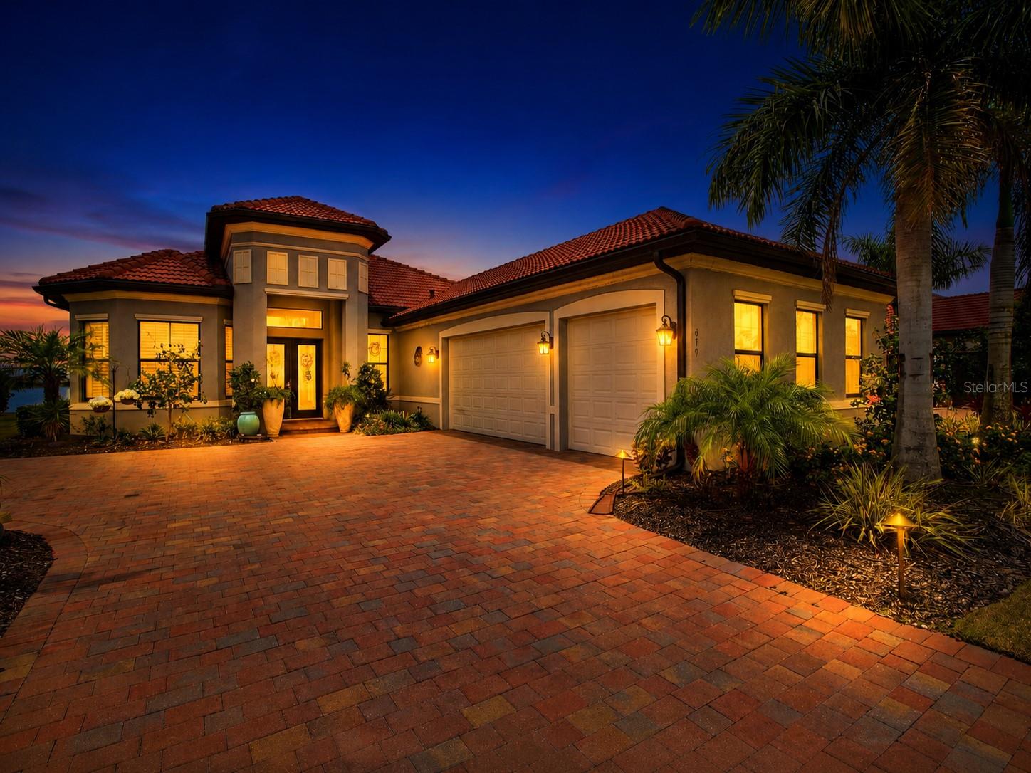 617 Maraviya Blvd, Nokomis, FL 34275