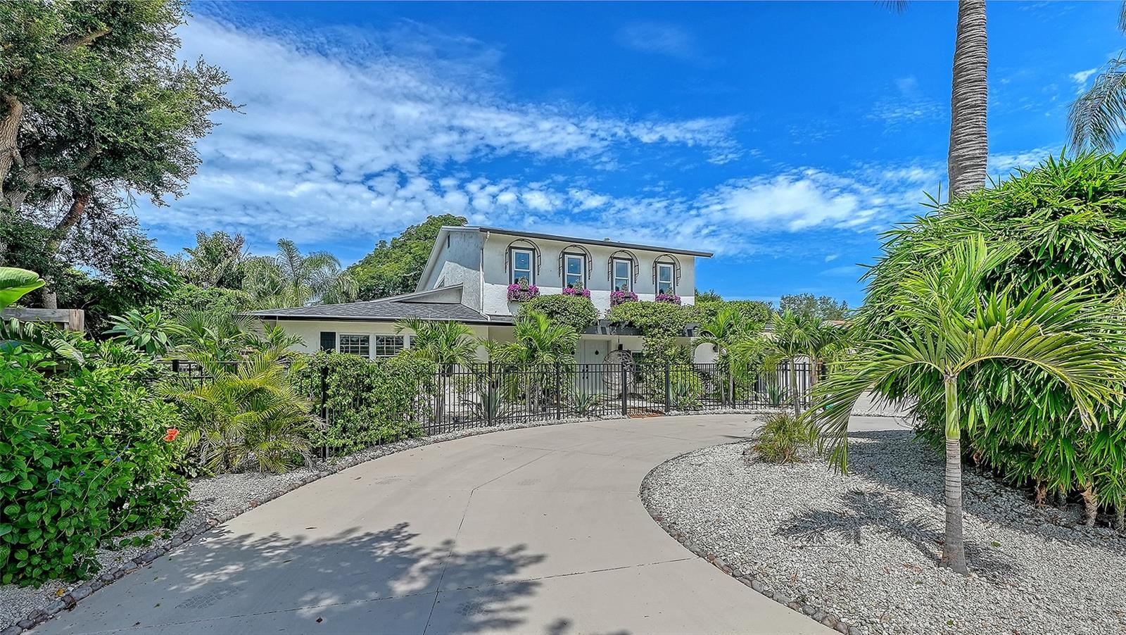 3624 Lockwood Ridge Rd, Sarasota, FL 34239