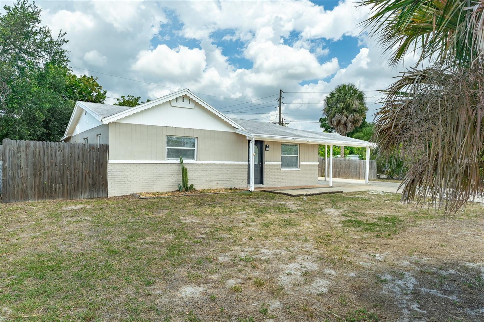 6001 Crestridge Rd, Tampa, FL 33634