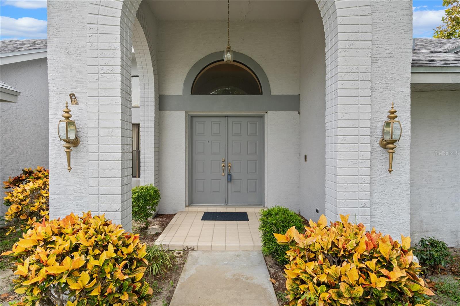 3225 Glenwood Cir, Holiday, FL 34691 photo