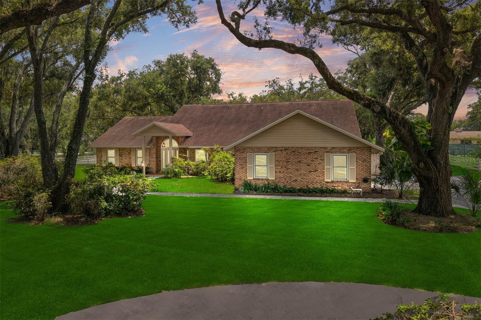 1650 Granada Blvd, Kissimmee, FL 34746 photo
