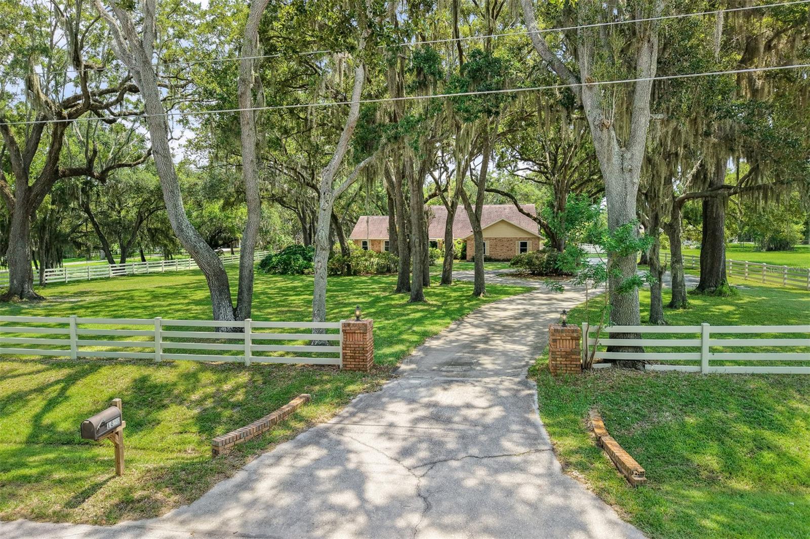 1650 Granada Blvd, Kissimmee, FL 34746 photo