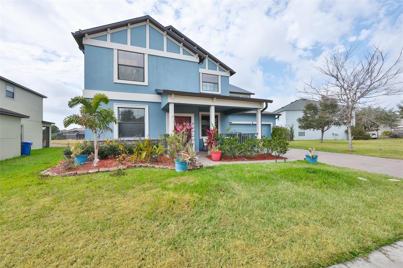 10039 Smarty Jones Dr, Ruskin, FL 33573 photo