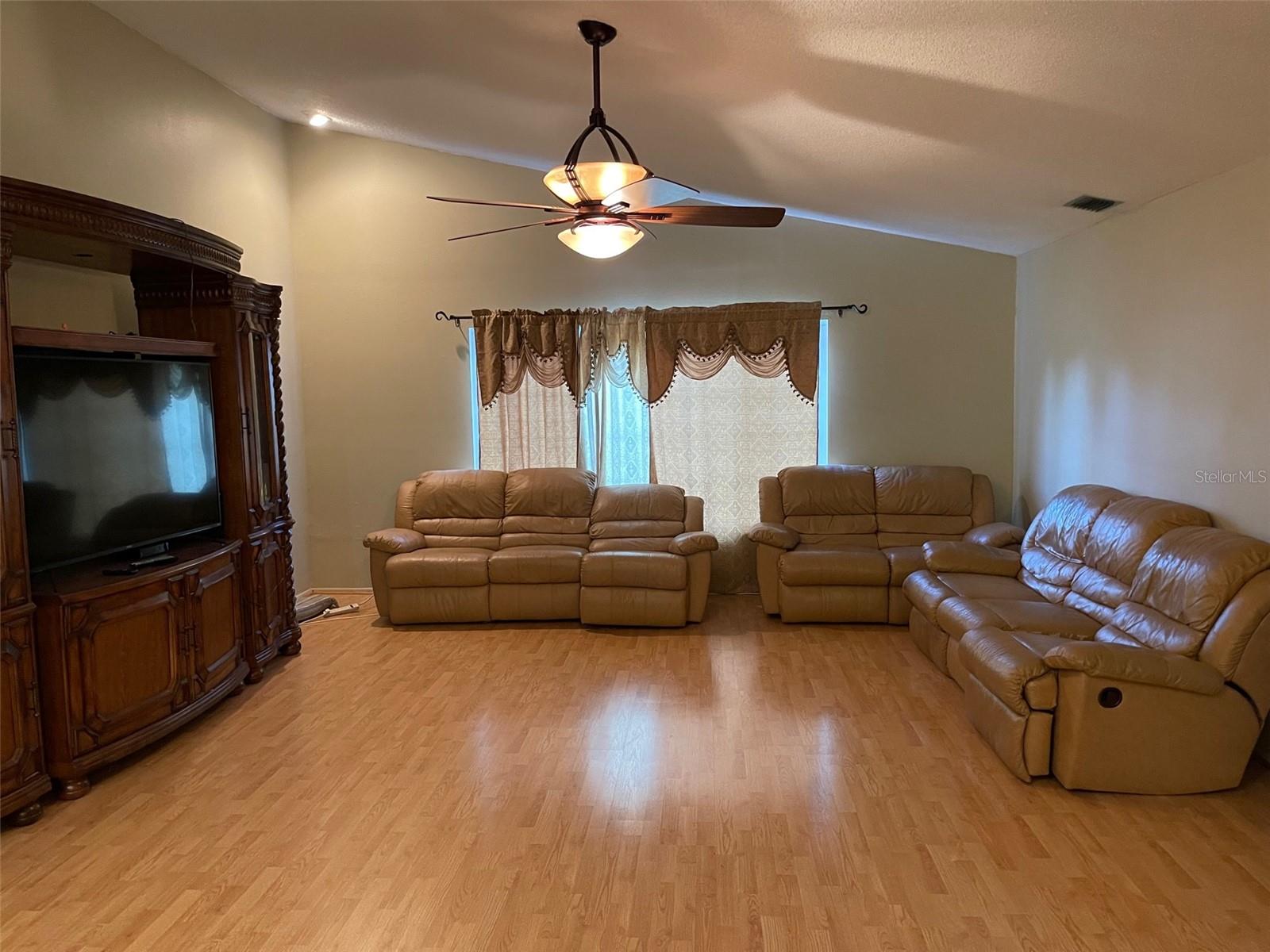 6336 Wooden St, New Port Richey, FL 34653 photo