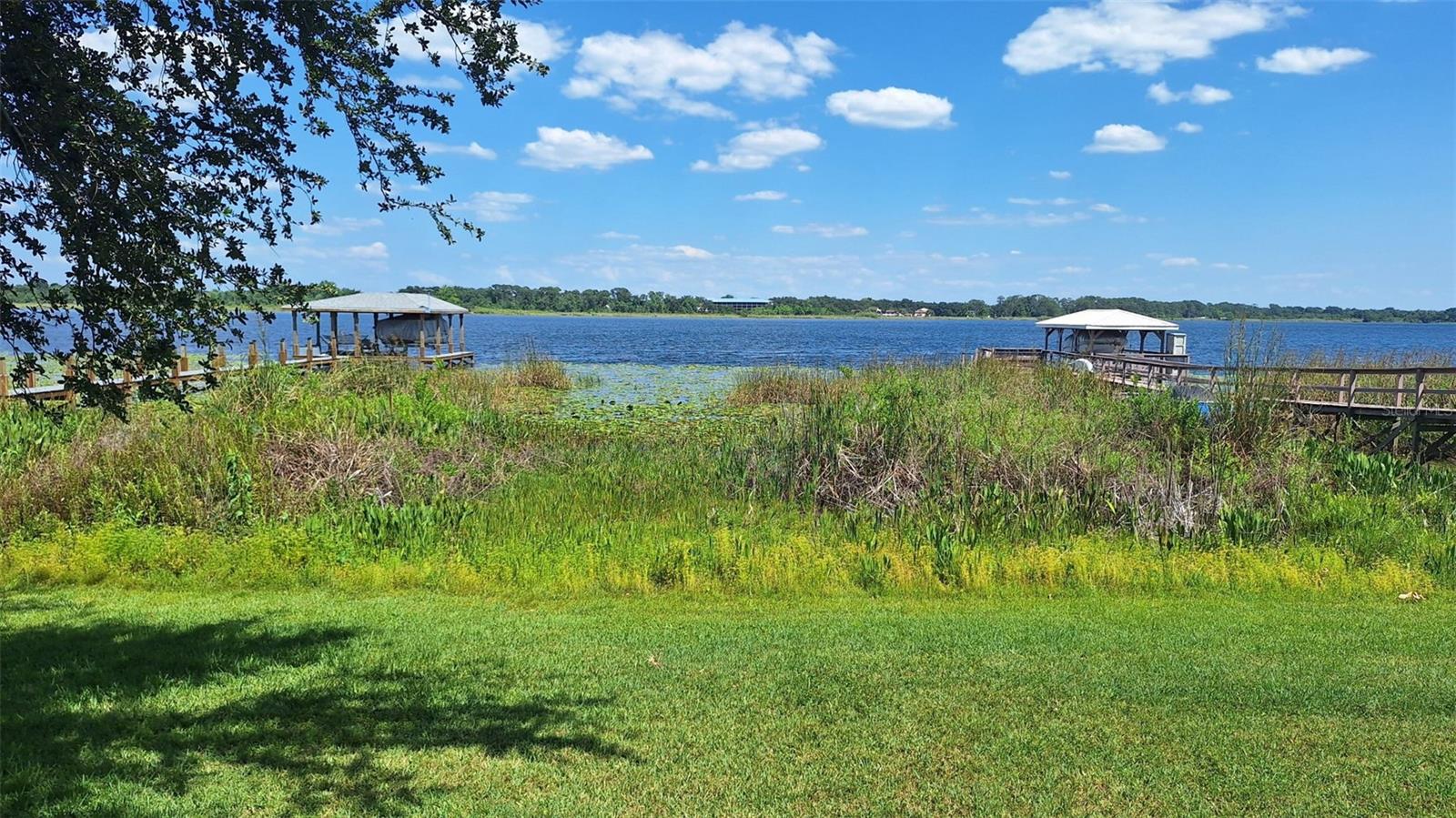 1803 Lake Villa Dr, Tavares, FL 32778 photo