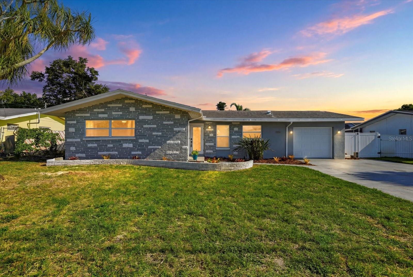 1354 62 Ave, Saint Petersburg, FL 33705