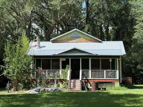 Single Family Residence in GAINESVILLE FL 826 NE 218TH AVENUE.jpg