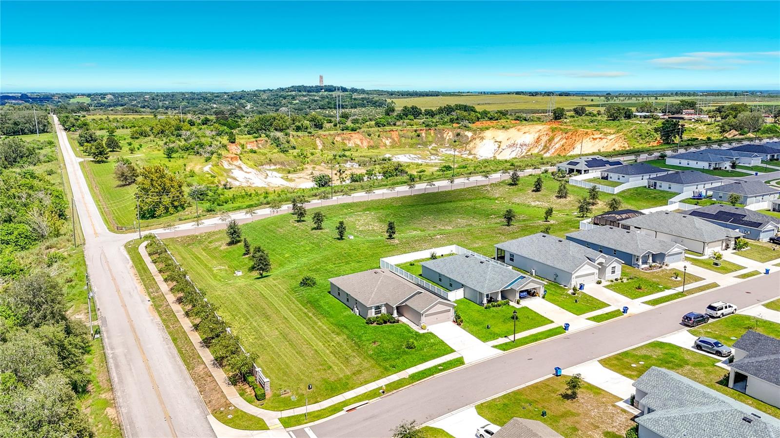 505 Scenic Bluff Blvd, Lake Wales, FL 33853 photo