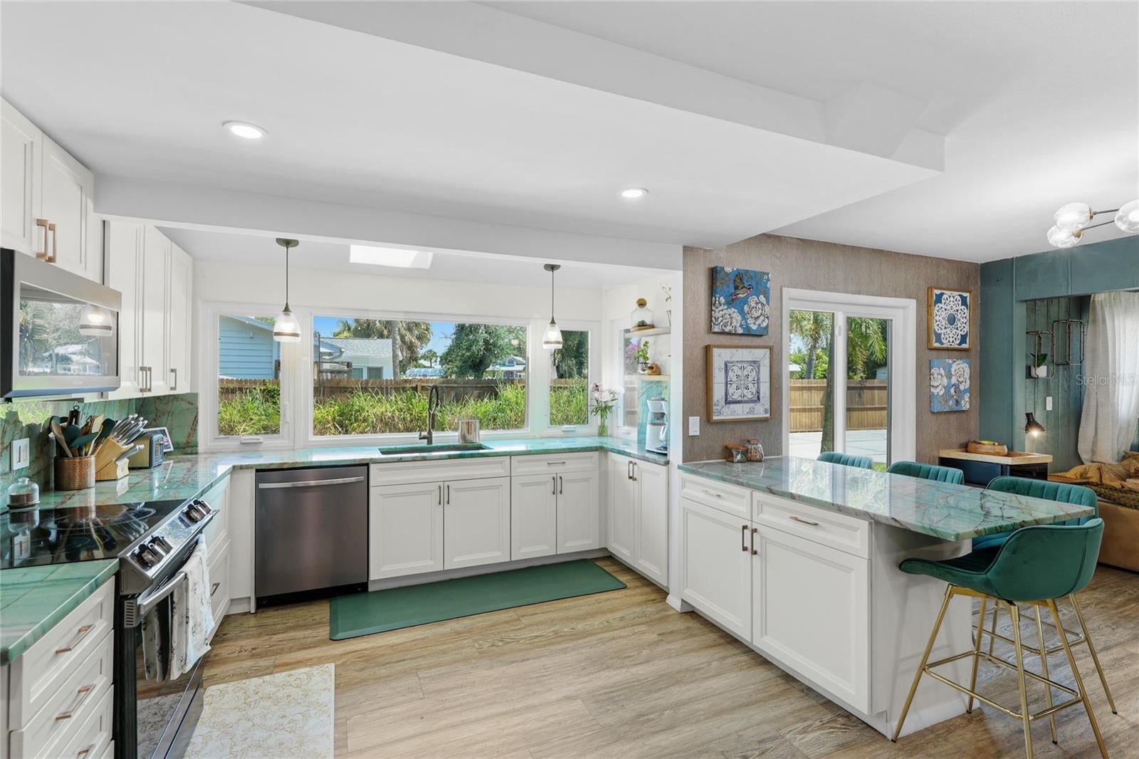 405 Bay Point Ave, Nokomis, FL 34275 photo