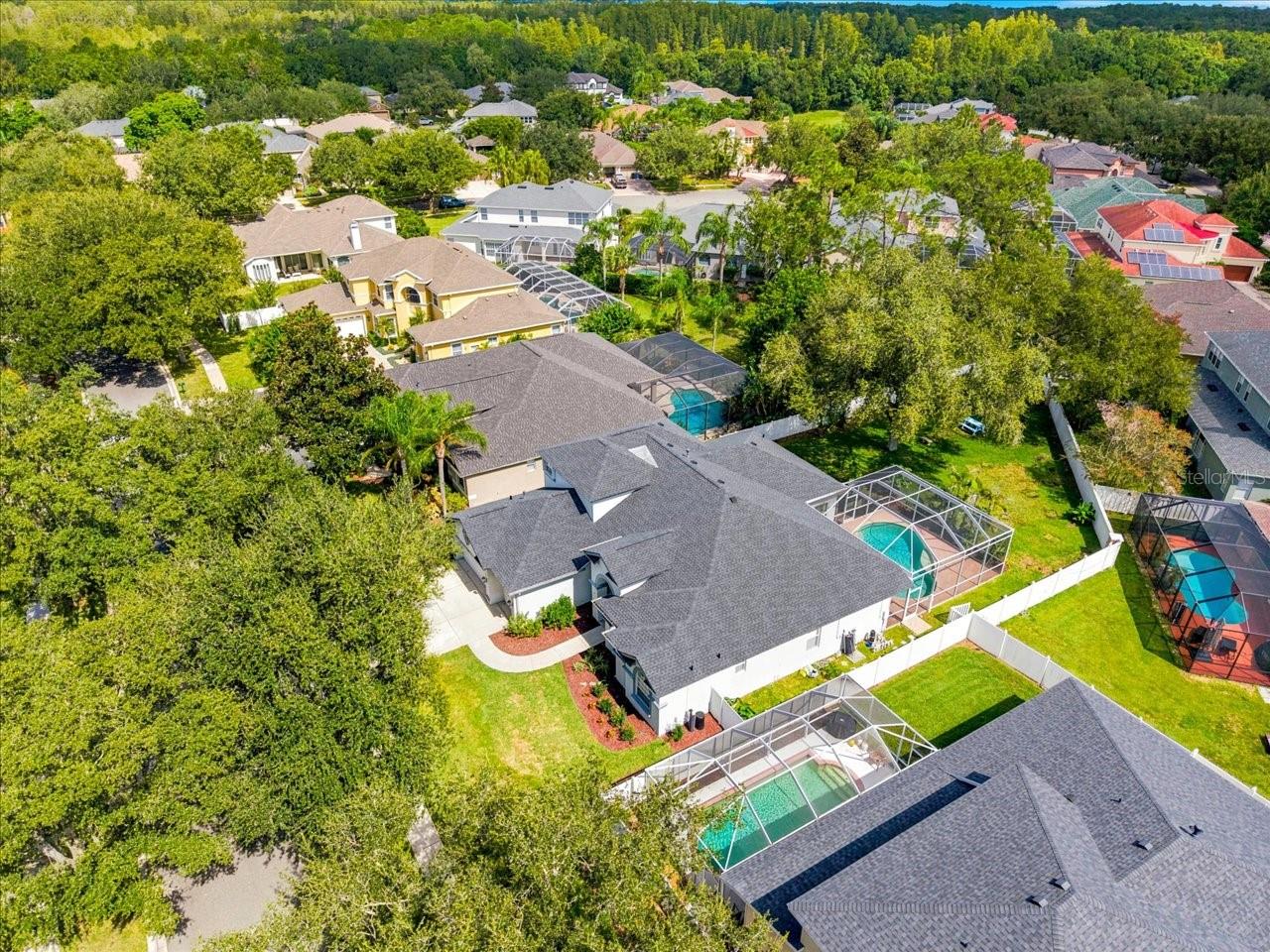 15019 Lake Emerald Blvd, Tampa, FL 33618 photo