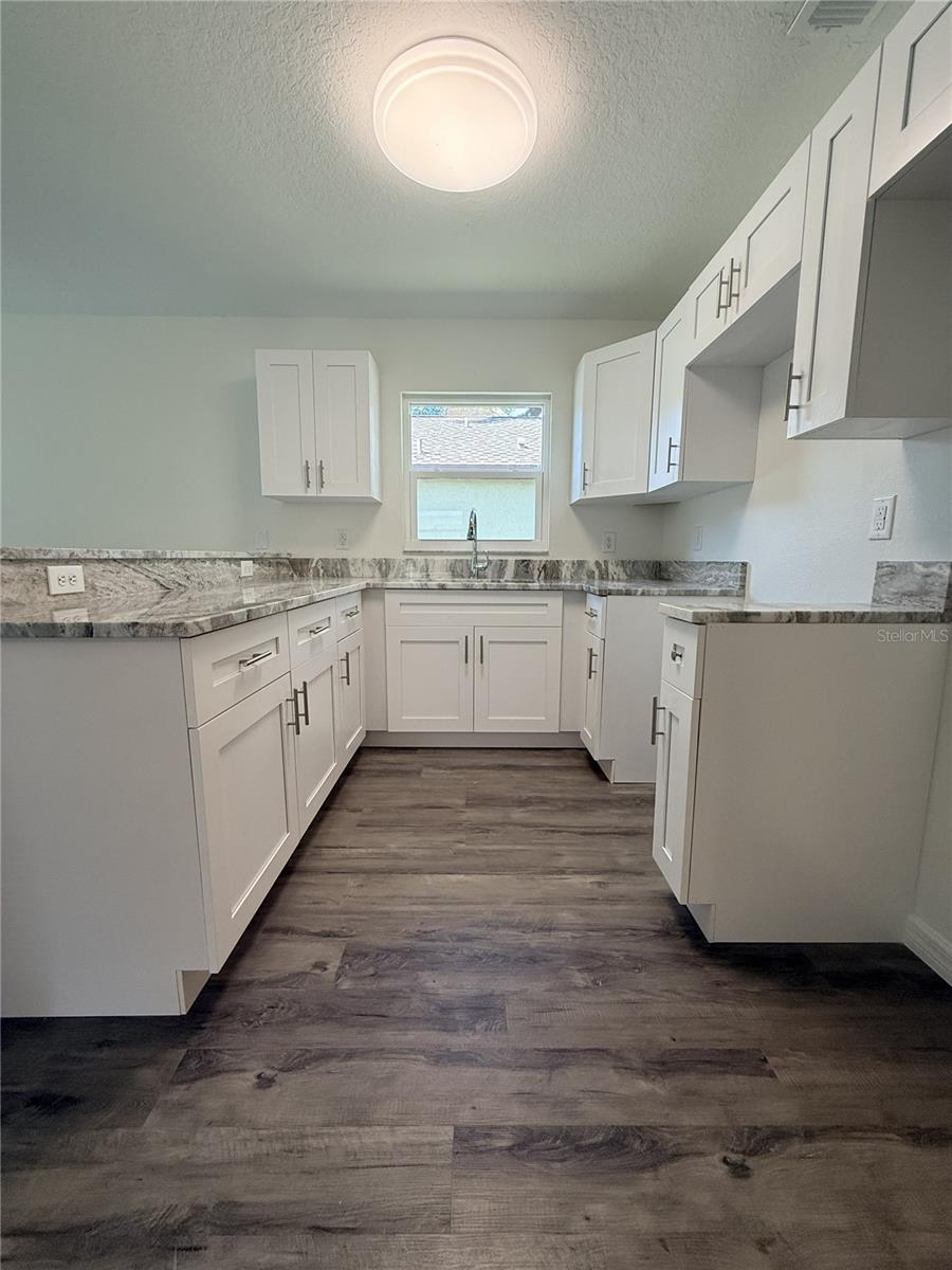1013 6 St, Bradenton, FL 34208 photo