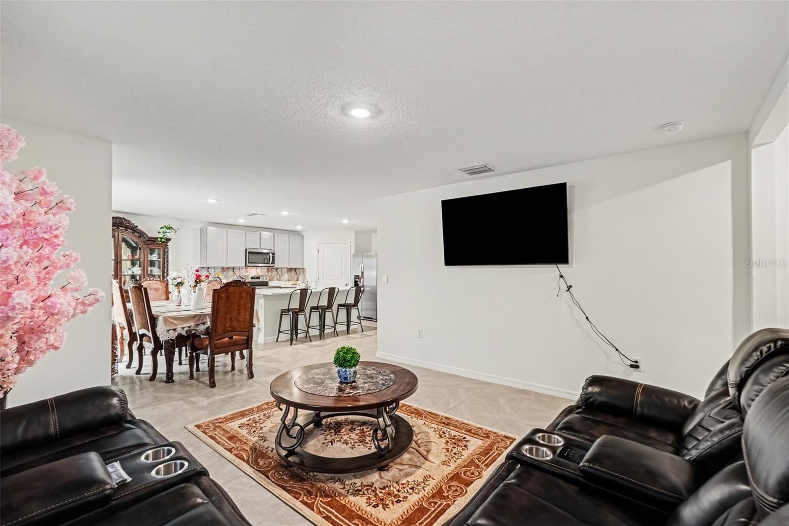 3601 Capital Reserve Dr, Plant City, FL 33565 photo