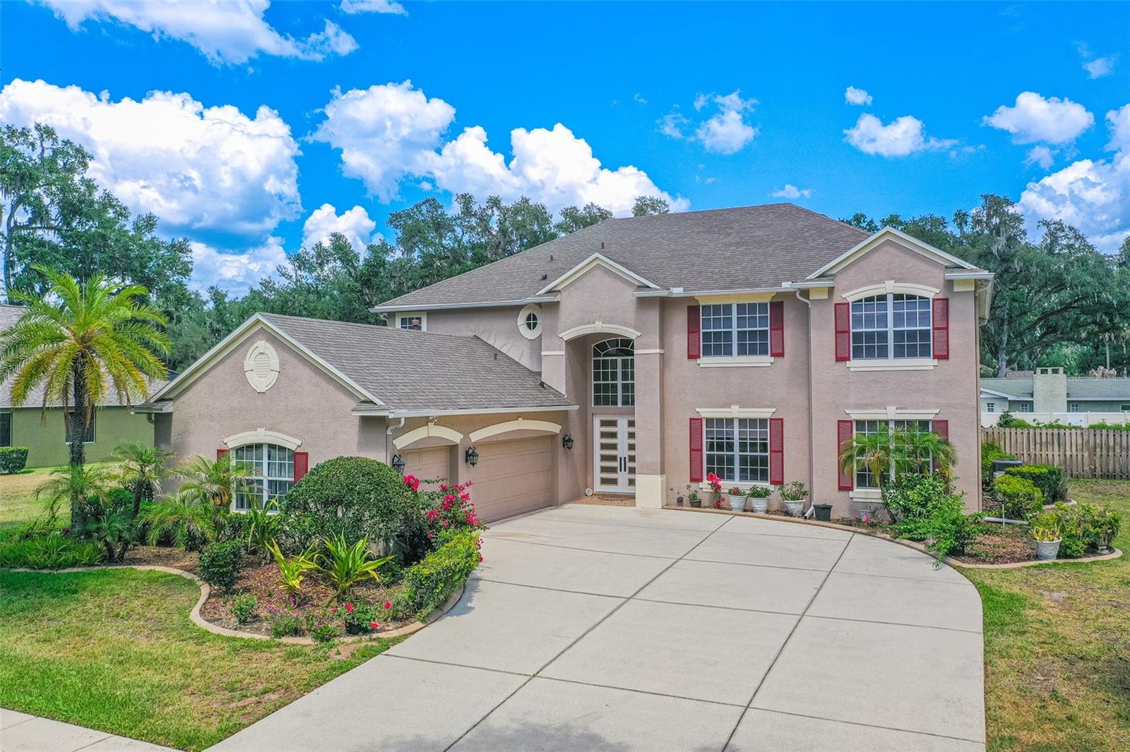 915 Hickory Fork Dr, Seffner, FL 33584 photo