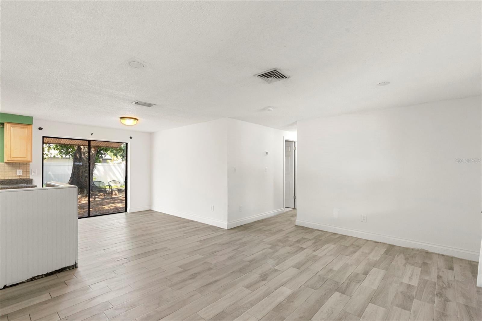 5557 146 Terrace, Clearwater, FL 33760 photo