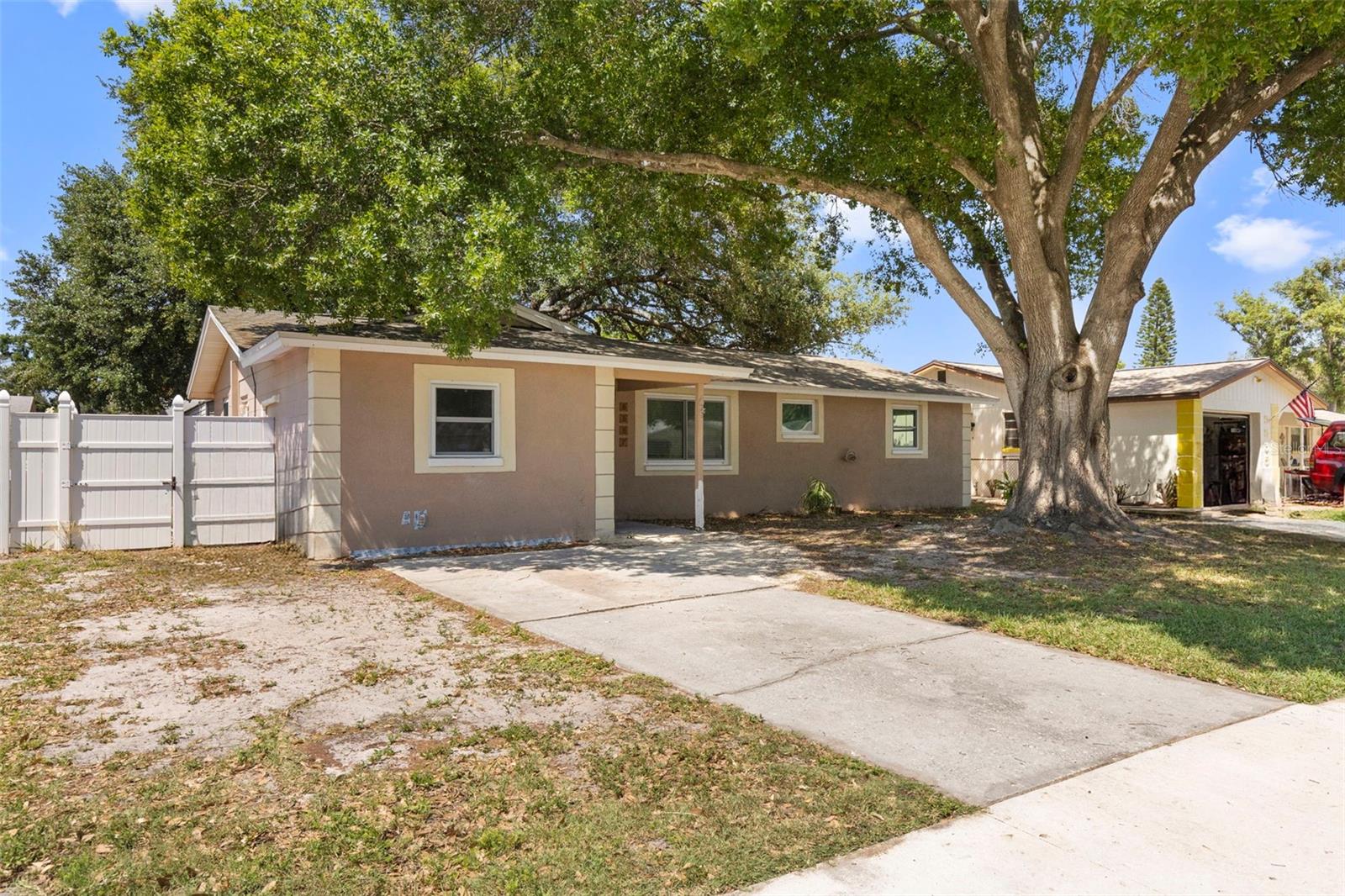 5557 146 Terrace, Clearwater, FL 33760 photo