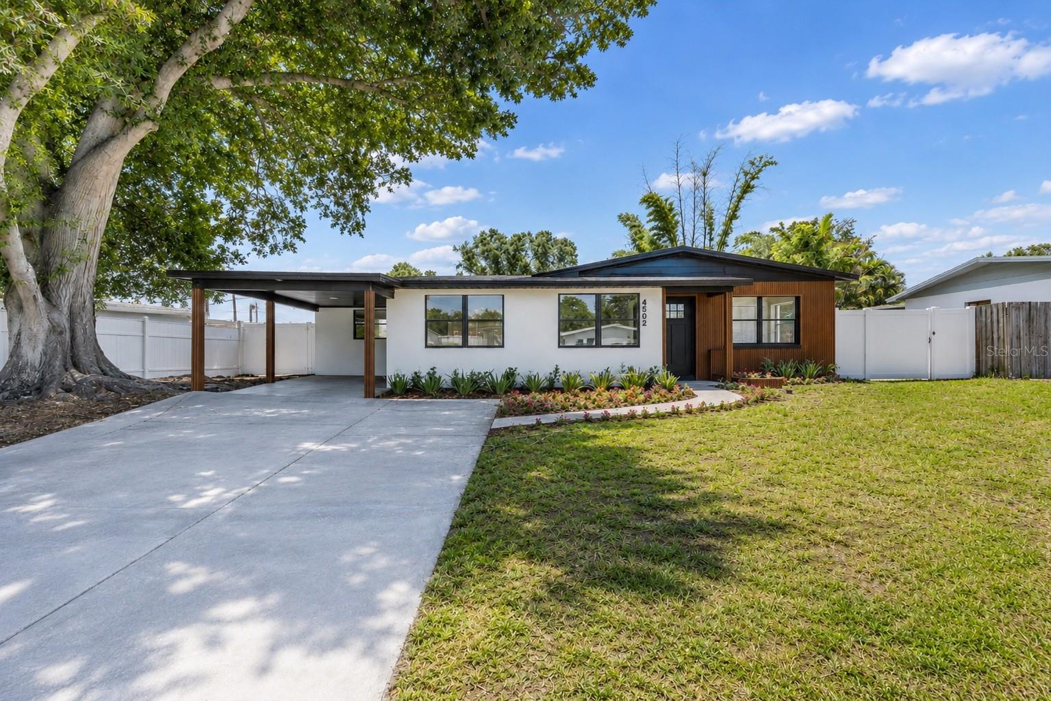 4502 S Grady Ave, Tampa, FL 33611 photo