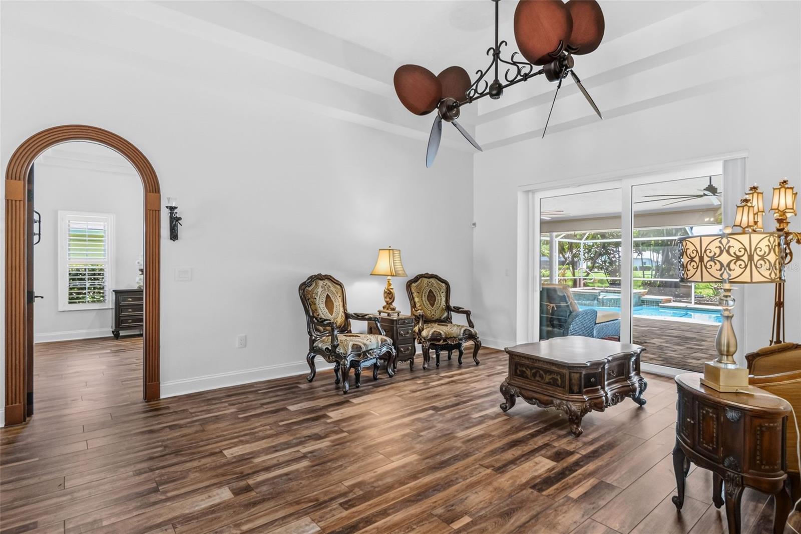 8309 Shadow Pine Way, Sarasota, FL 34238 photo