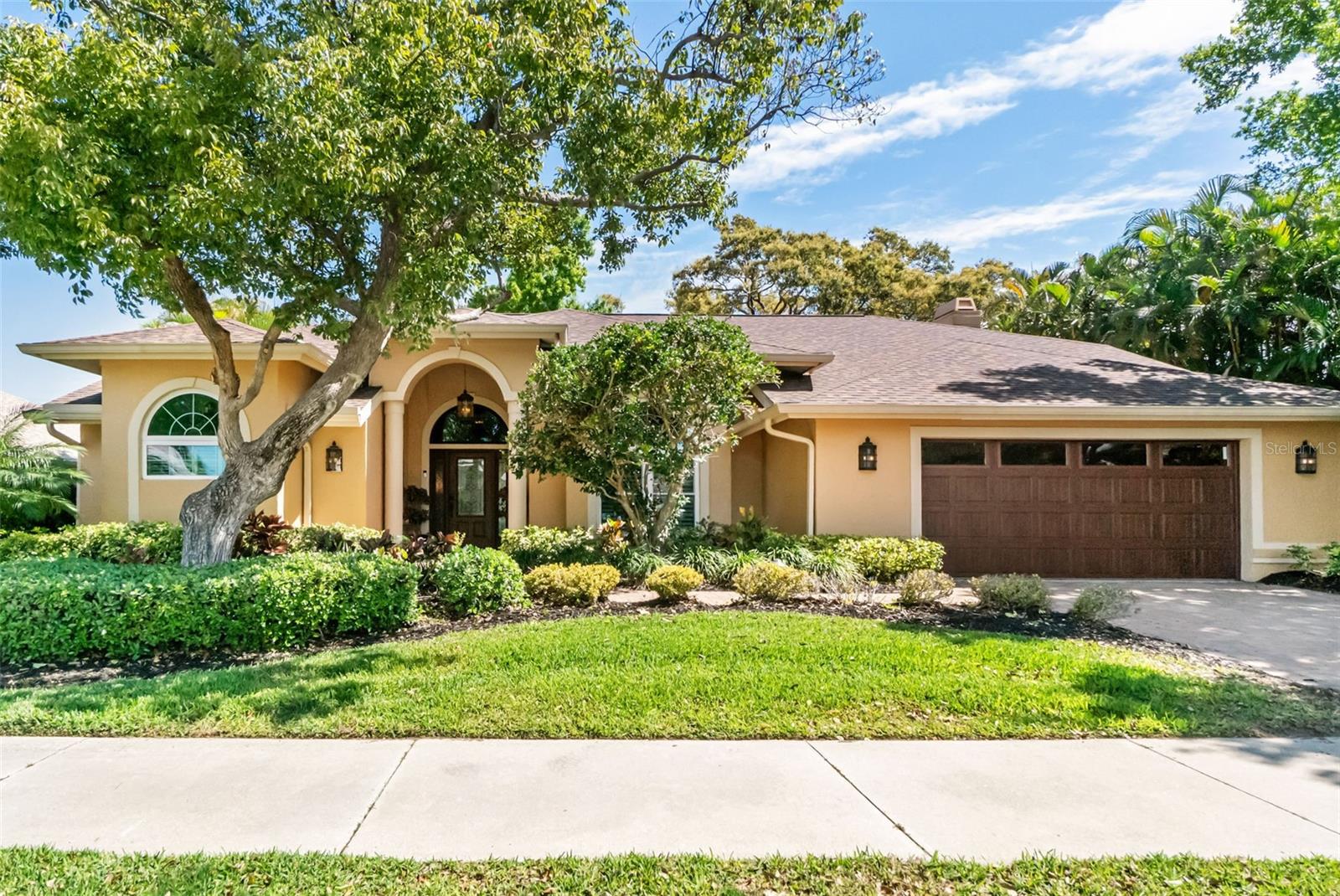8309 Shadow Pine Way, Sarasota, FL 34238 photo