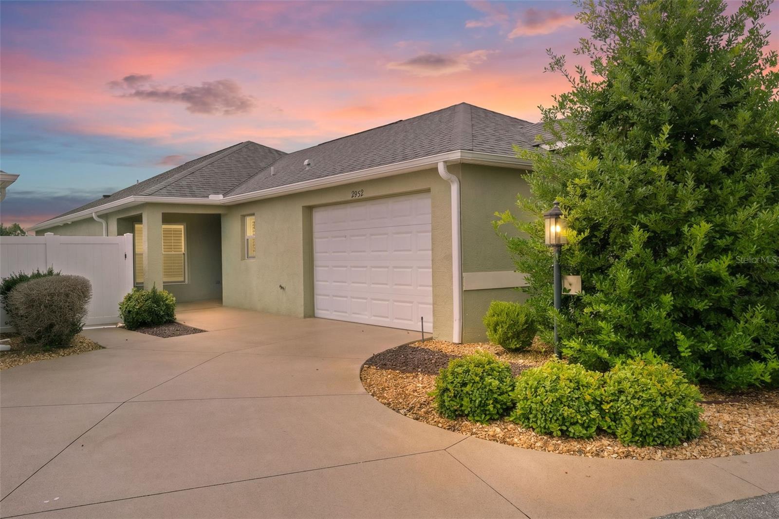 2952 Kramer Ct, The Villages, FL 32163