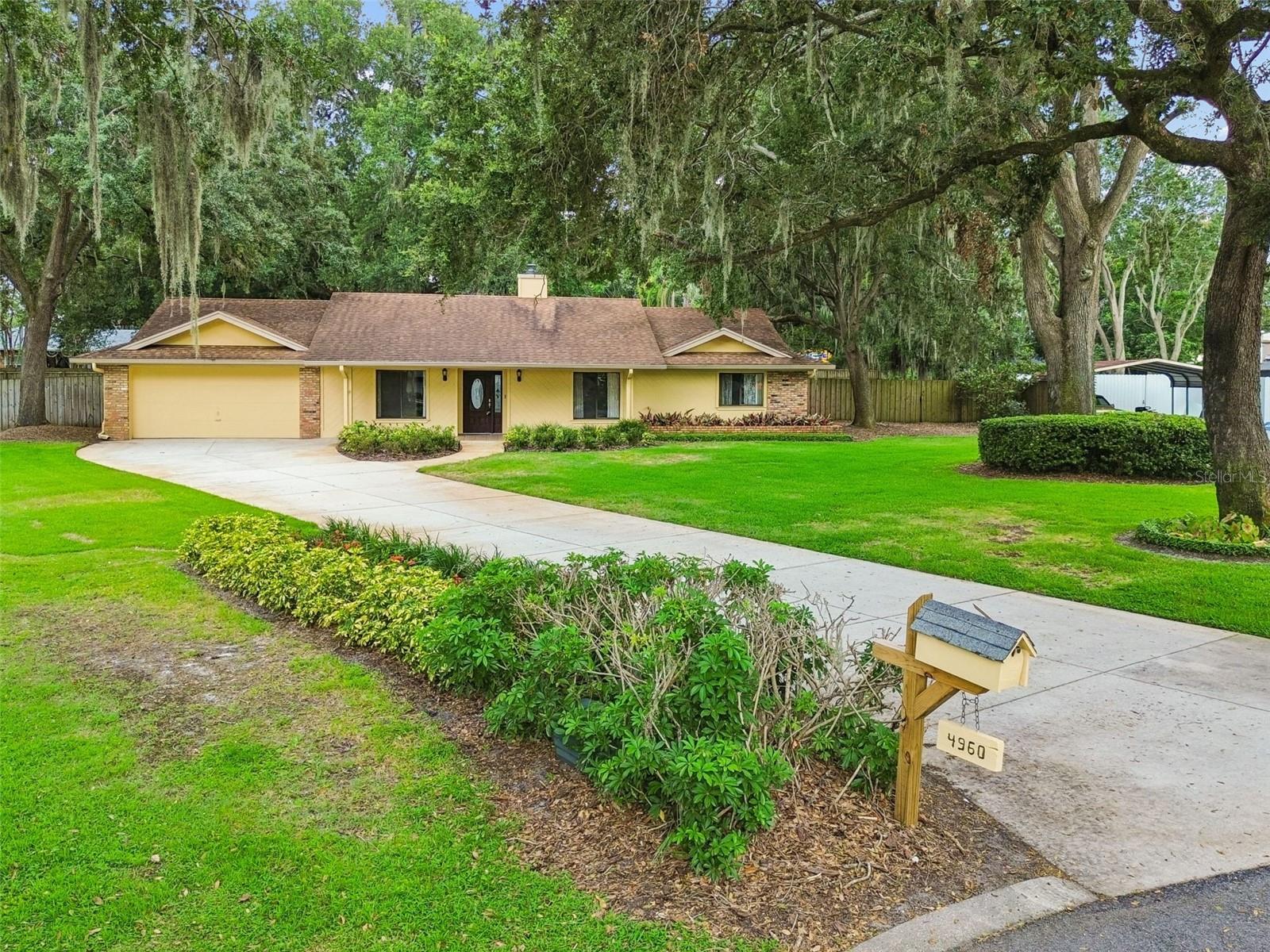 4960 Lake Gatlin Woods Ct, Orlando, FL 32806