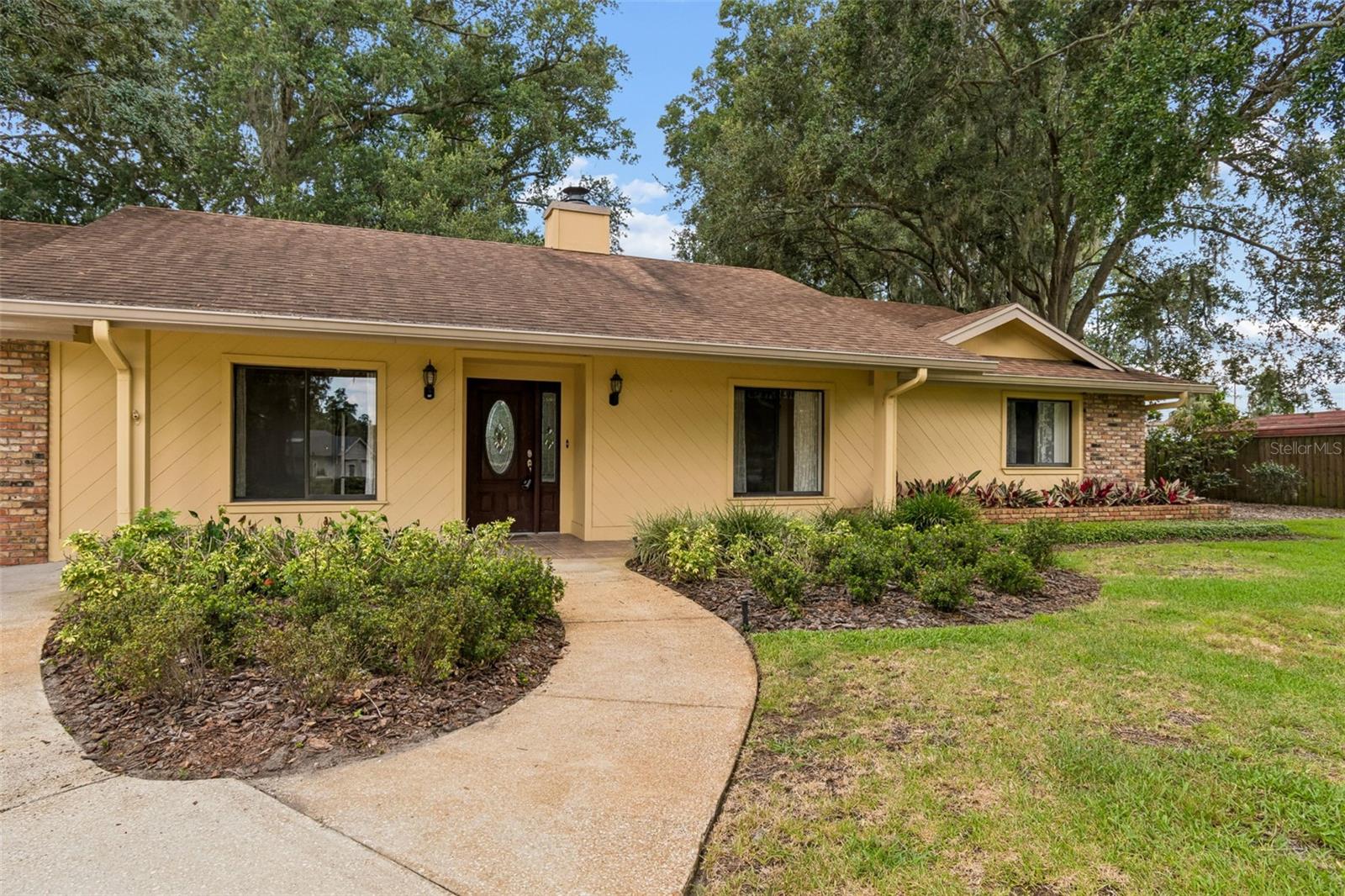4960 Lake Gatlin Woods Ct, Orlando, FL 32806 photo