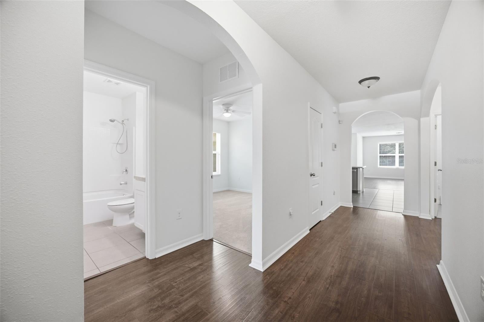 5272 11 St, Bradenton, FL 34203 photo