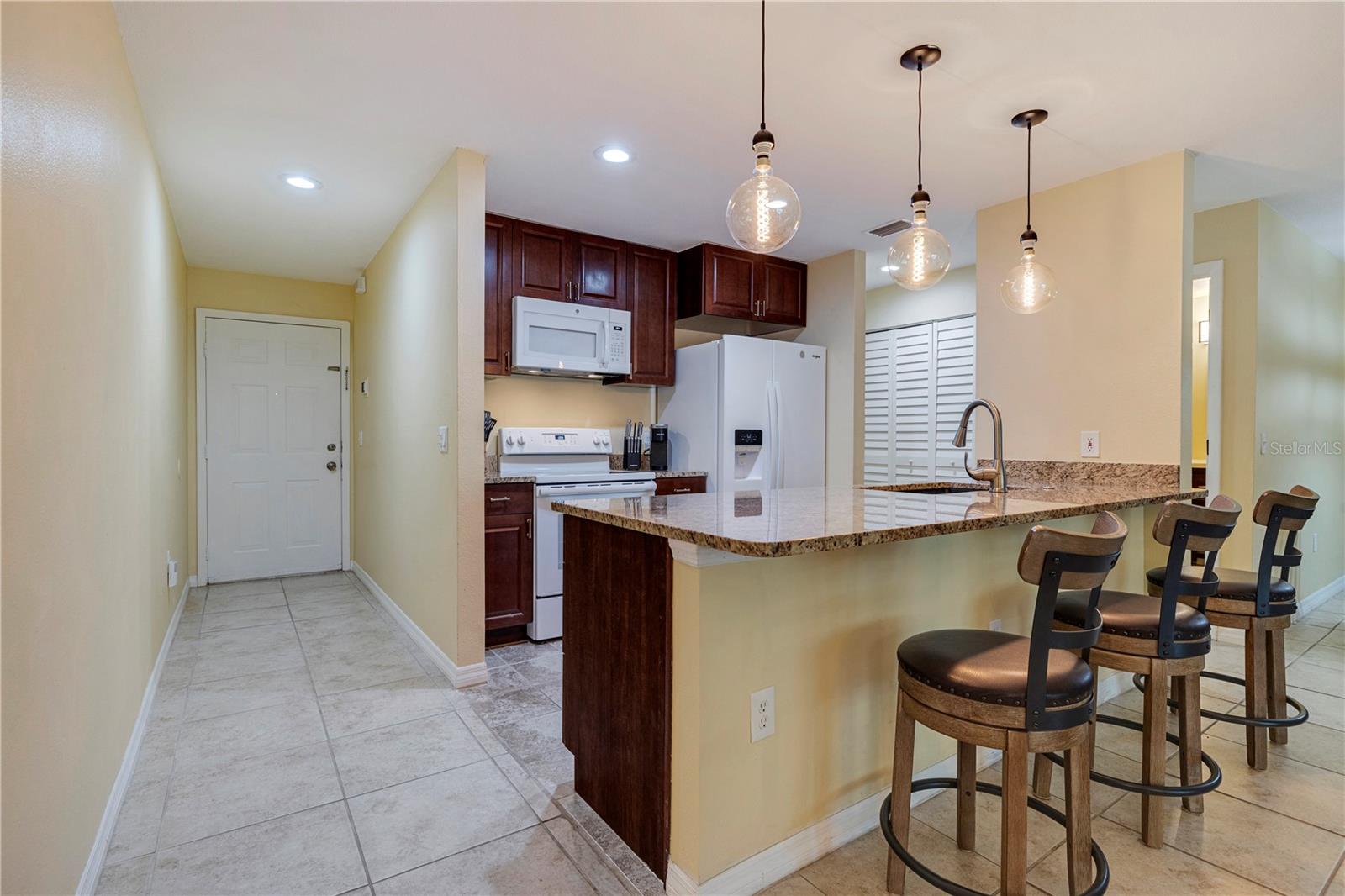 3001 58 Ave #1014, Saint Petersburg, FL 33712 photo