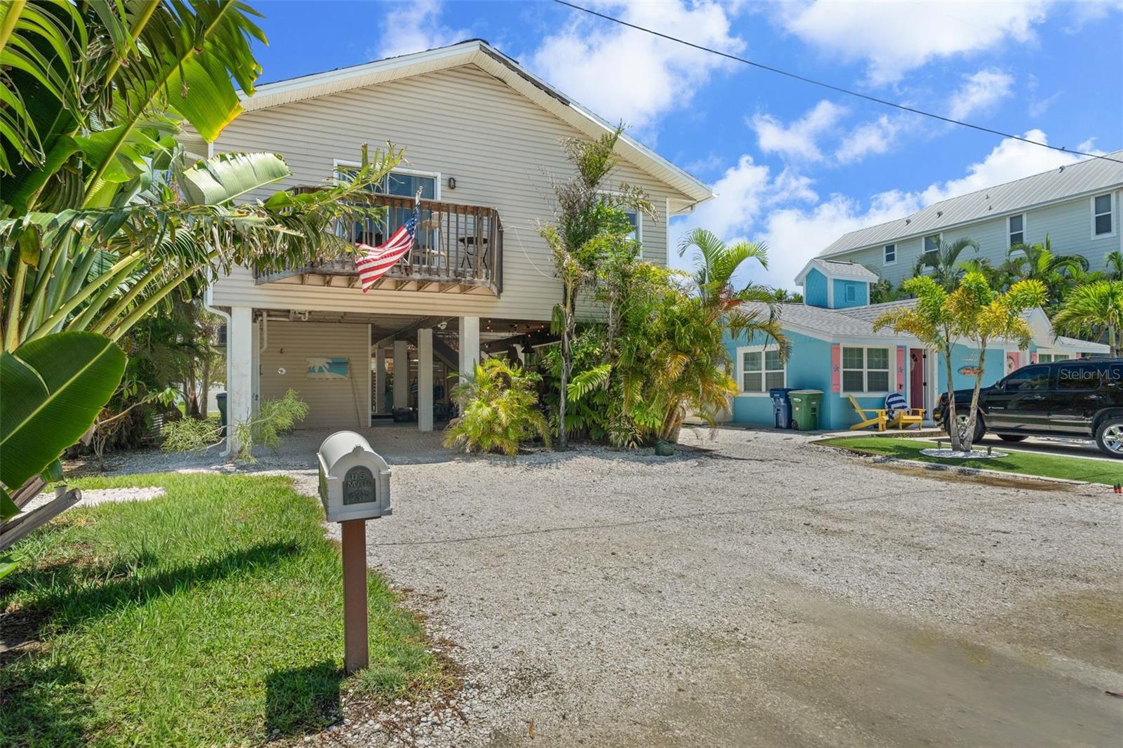 2517 Avenue C, Bradenton Beach, FL 34217 photo