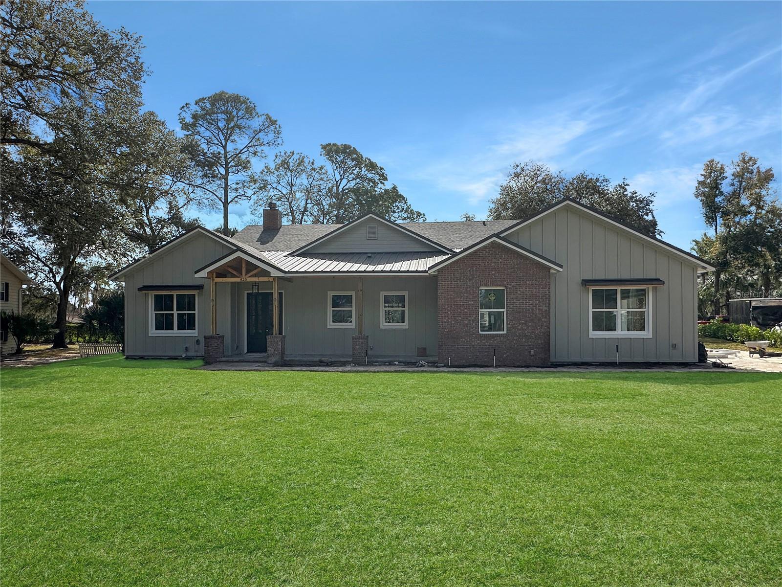 935 Thompson Rd, Apopka, FL 32712