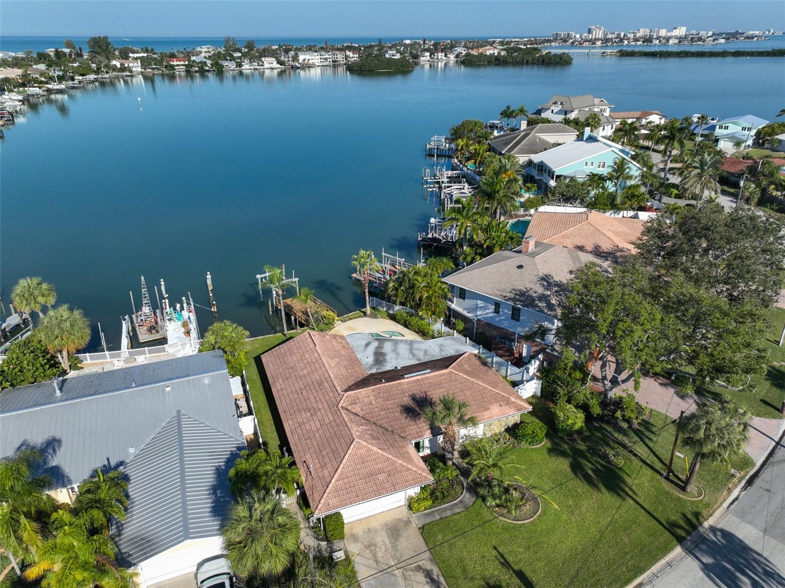 410 Harbor Dr, Indian Rocks Beach, FL 33785 photo