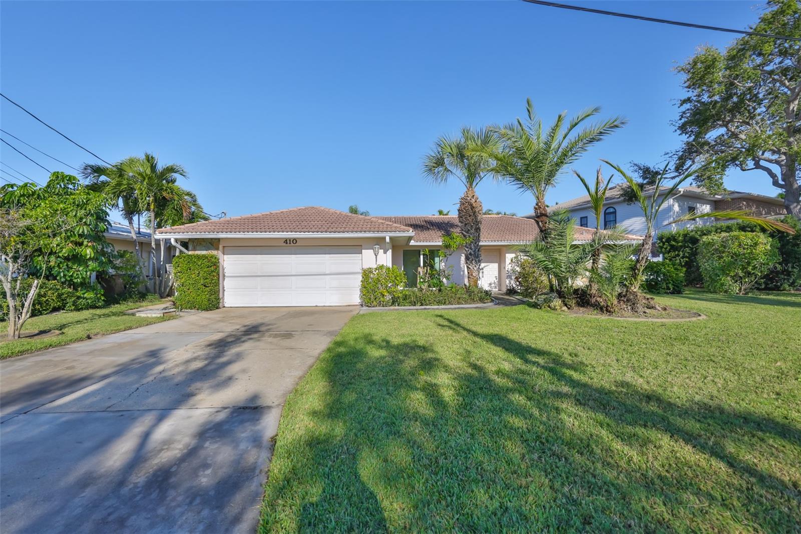 410 Harbor Dr, Indian Rocks Beach, FL 33785 photo