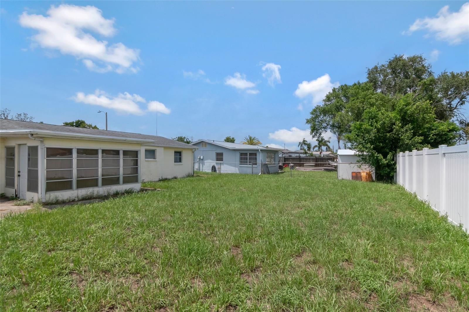 1024 Viking Dr, Holiday, FL 34691 photo